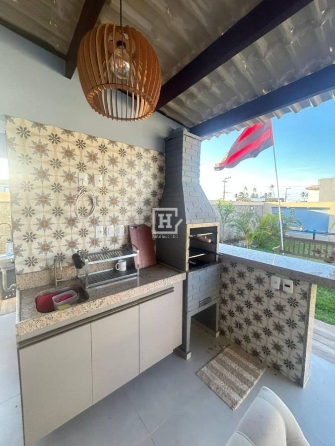 Casa de Condomínio com 4 quartos - Aracaju