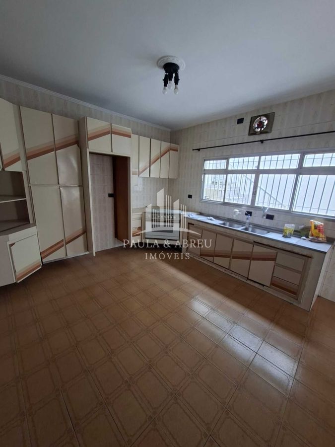 Casa, 3 quartos, 200 m² - Foto 1