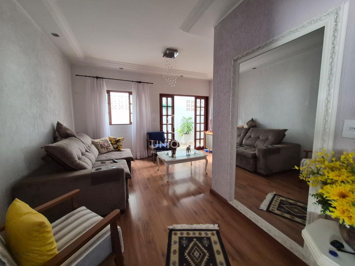 Casa, 3 quartos, 280 m² - Foto 11