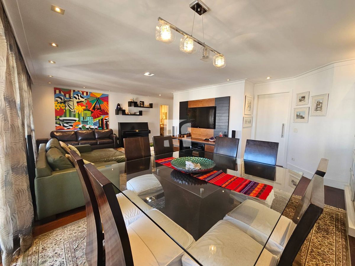 Apartamento com 4 quartos, Campo Belo - São Paulo