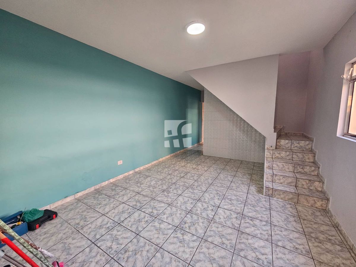Casa com 3 quartos, Vila Rosalina - Franco da Rocha
