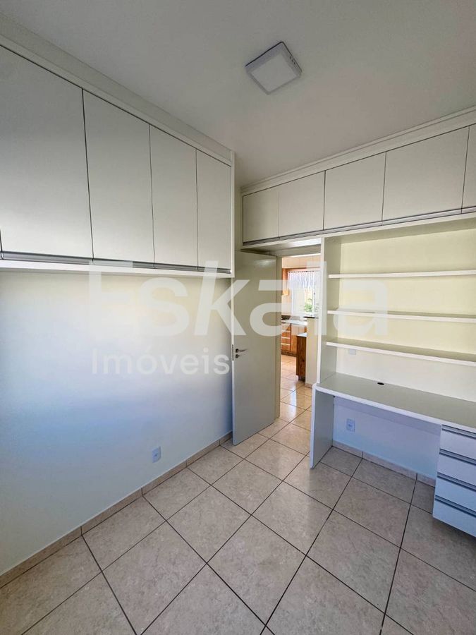 Apartamento Semi Mobiliado Com 02 Quartos Nereu Ramos - Jaraguá Do Sul