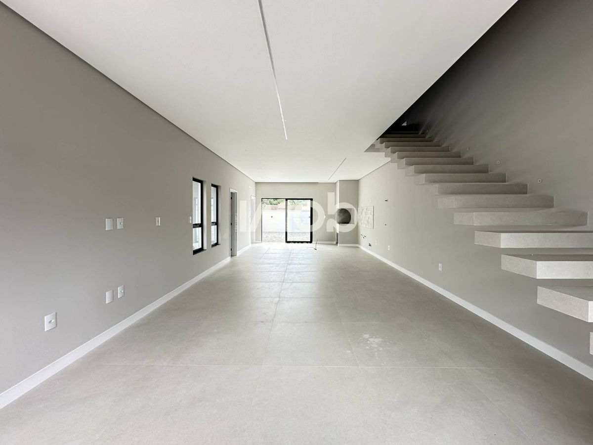 Casa, 3 quartos, 136 m² - Foto 3