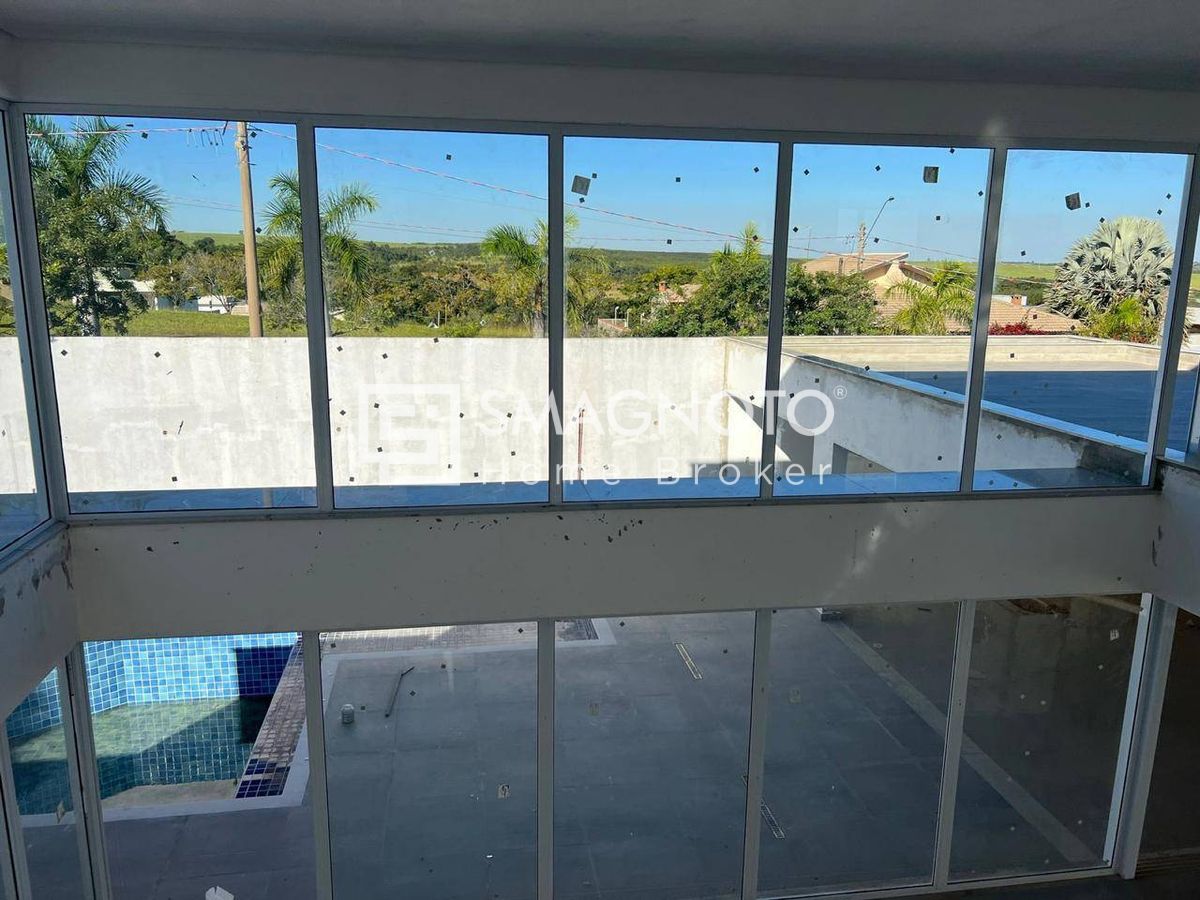 Sobrado a Venda no Condomínio Terras das Águas, dentro do Thermas Walter Park em São Pedro/SP com 4 suítes