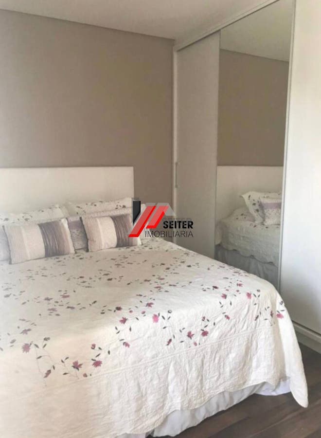 Apartamento á venda no bairro Itacorubi em Florianópolis