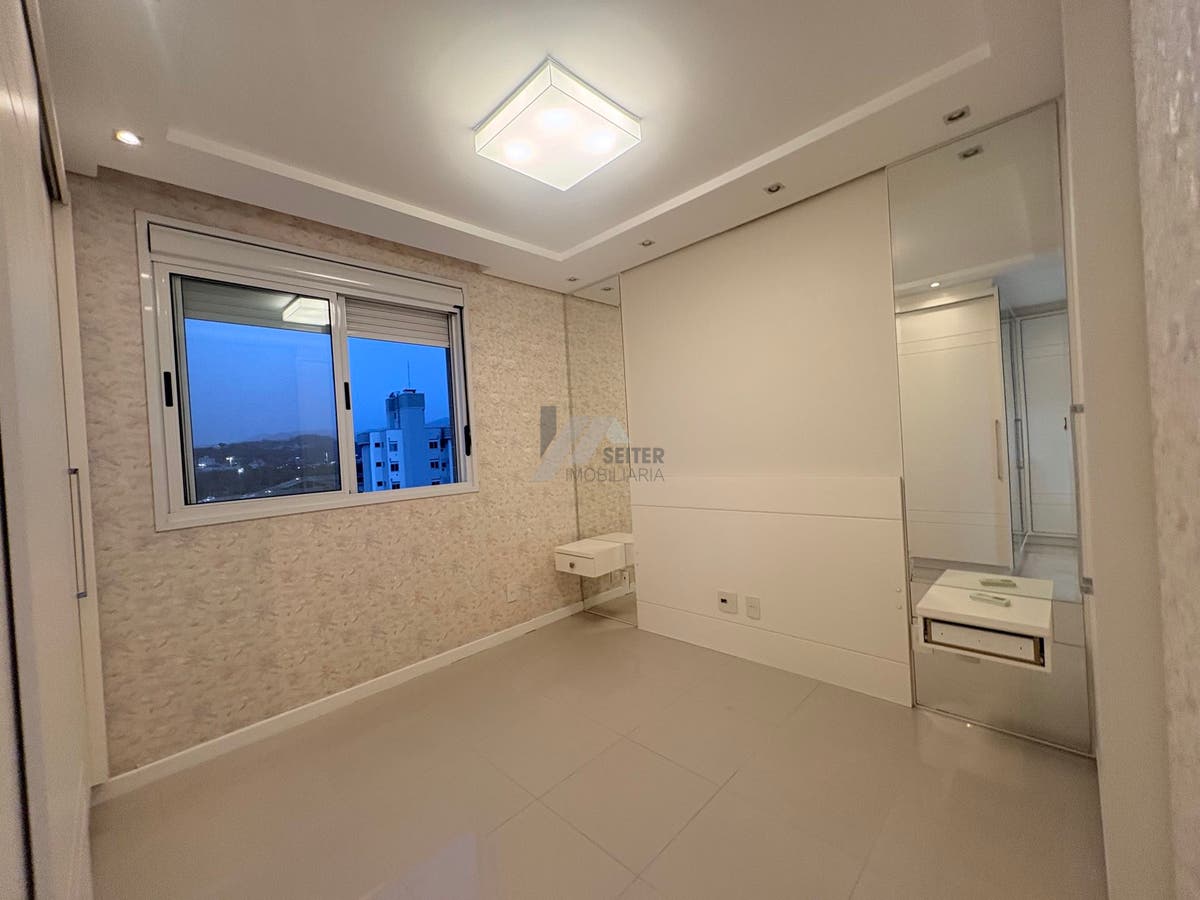 Apartamento 3 Dormitórios com Suite Venda Trindade Florianópolis