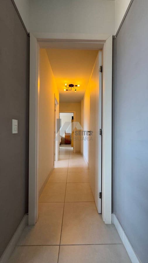 Apartamento 2 dormitórios a Venda no Centro