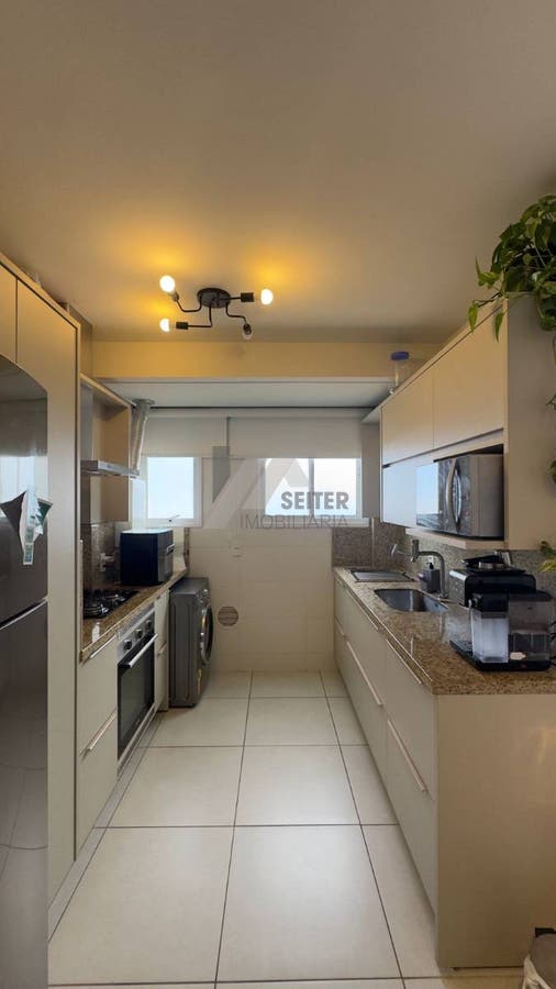 Apartamento 2 dormitórios a Venda no Centro