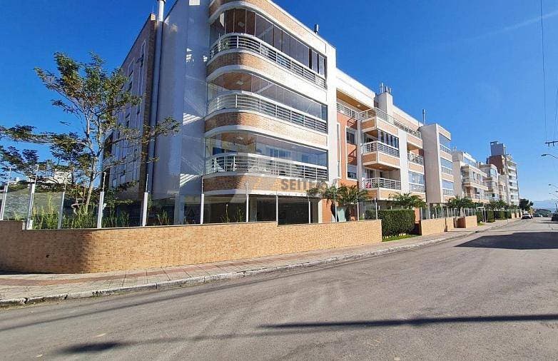 Apartamento de 3 dormitorios sendo 2 suites a venda Joao Paulo
