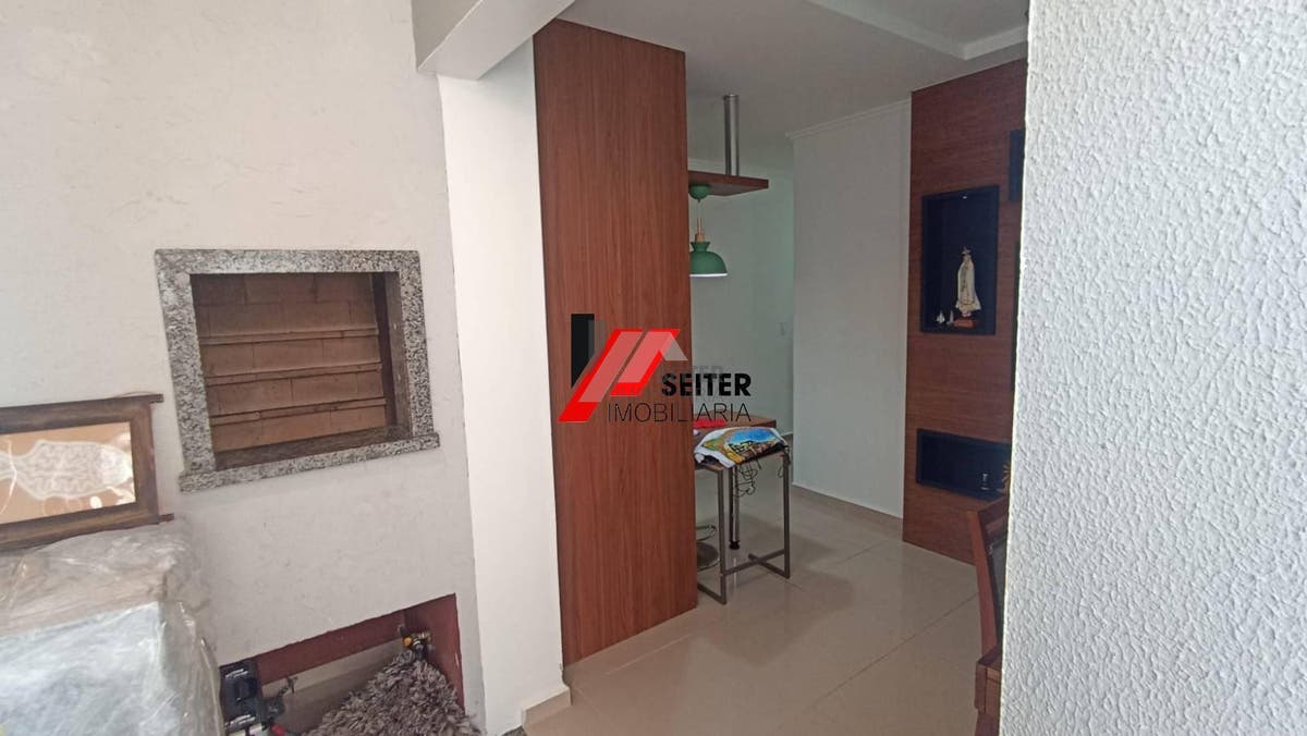 Apartamento à venda com 2 dormitórios no Campeche Florianópolis