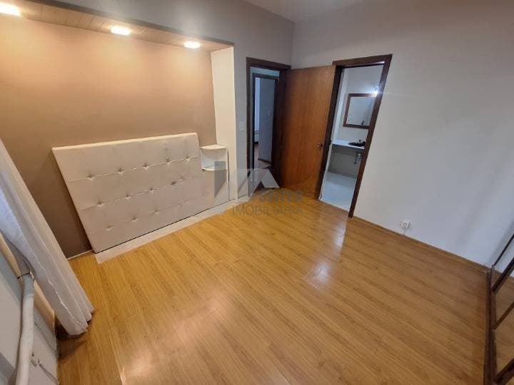 Apartamento 3 quartos para alugar na Av Mauro Ramos