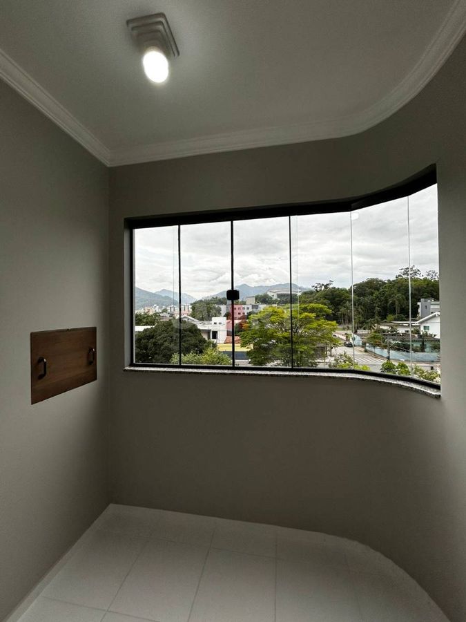 Apartamento 1 Suite e 2 Quartos no Bairro Nova Brasilia