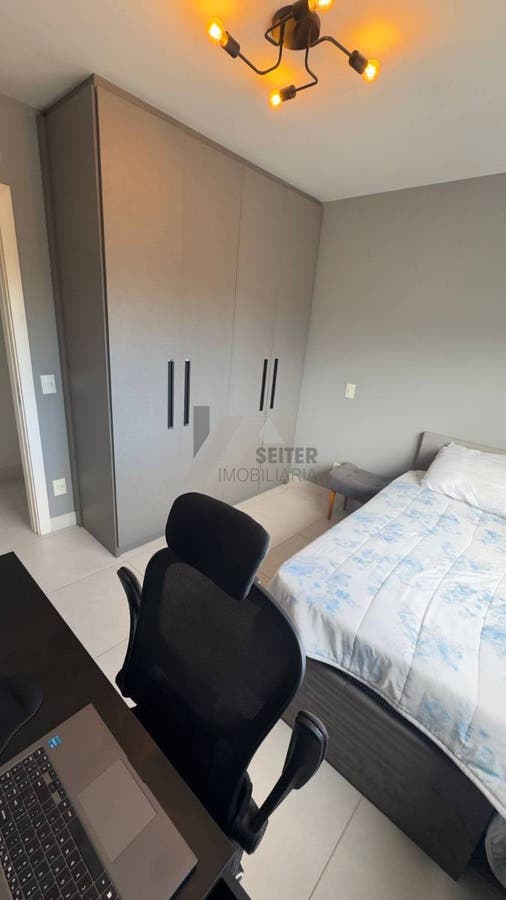Apartamento 2 dormitórios a Venda no Centro