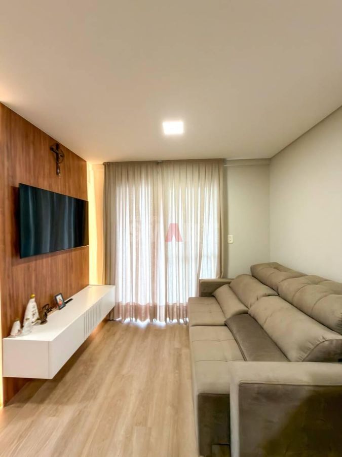 Apartamento mobiliado com 2 quartos na Vila Nova com elevador