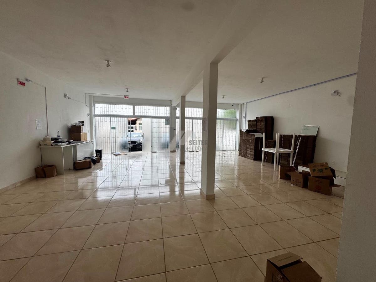 Sala comercial no Jardim Atlantico de 220m²