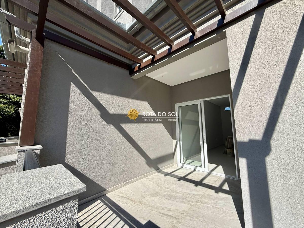 Vila das Galés Triplex 3 Suítes Beira Mar Praia Quatro Ilhas Bombinhas SC - 5