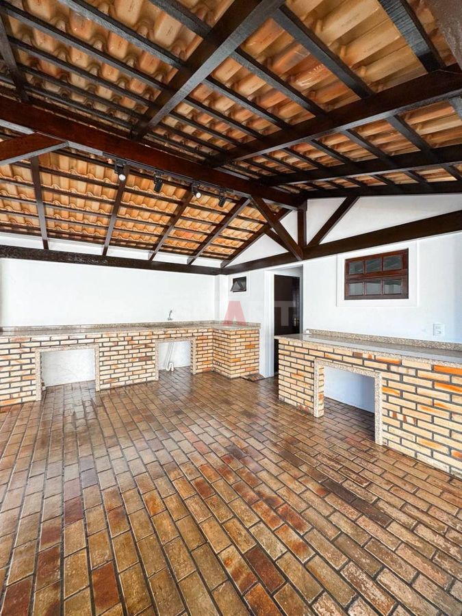 Casa na Ilha da Figueira com 1 Suíte + 2 Quartos