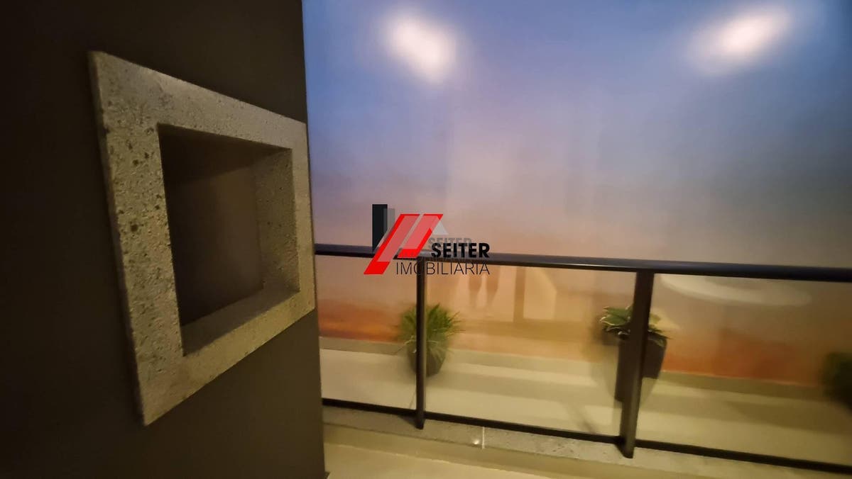 Apartamento a Venda no Bairro Saco Grande em Florianópolis