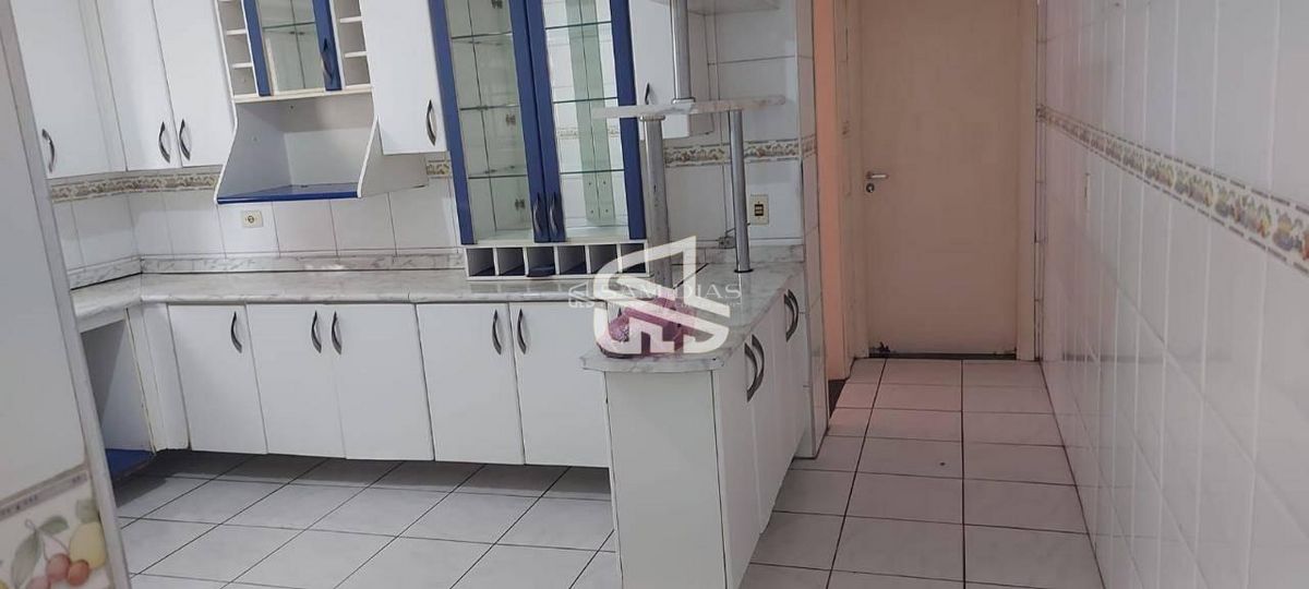 Casa, 4 quartos, 288 m² - Foto 1