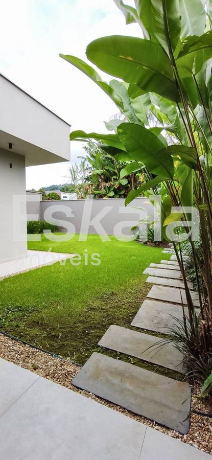 Casa Alto Padrão com 02 Suítes Rau - Jaraguá do Sul