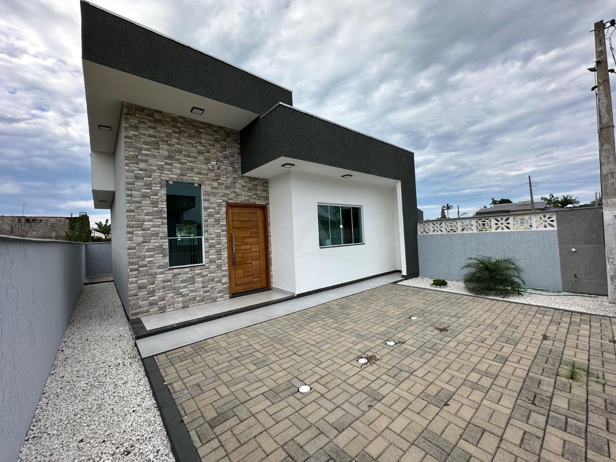 Casa, 3 quartos sendo 1 suíte, itapema do norte