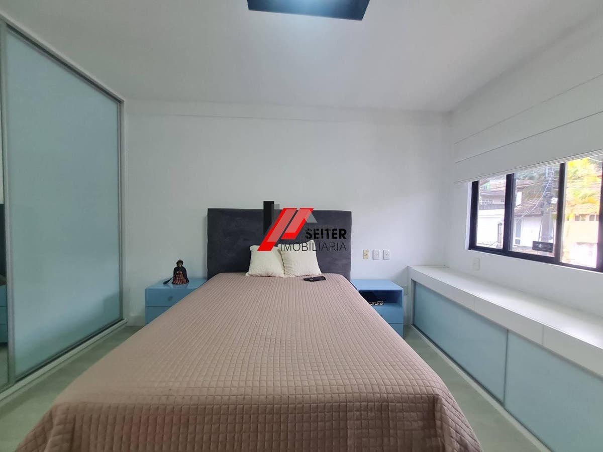 Casa de 4 dormitorios a venda Saco dos Limoes regiao central e proximo a UFSC