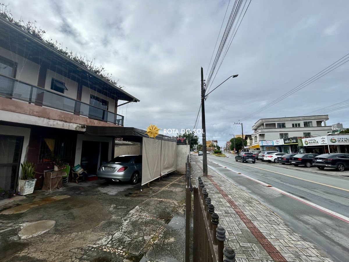 Terreno de quadra com 2 casas à venda Praia Bombas Bombinhas SC - 6