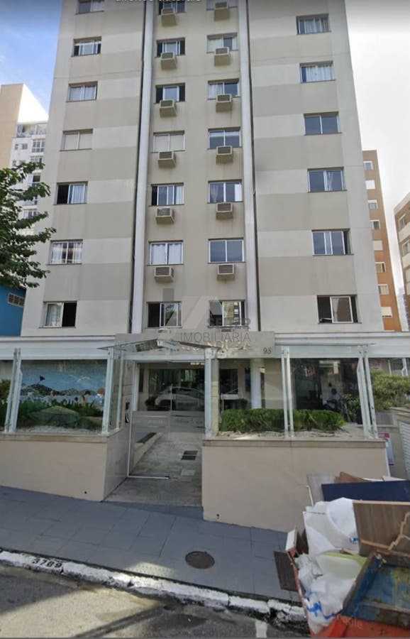 Apartamento com 2 quartos, Centro - Florianópolis