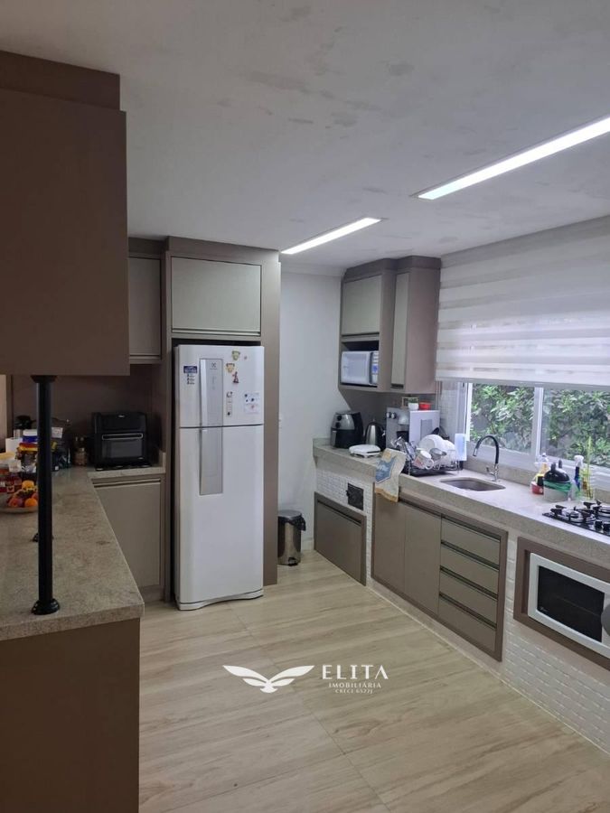 Sobrado, 3 quartos, 208 m² - Foto 5