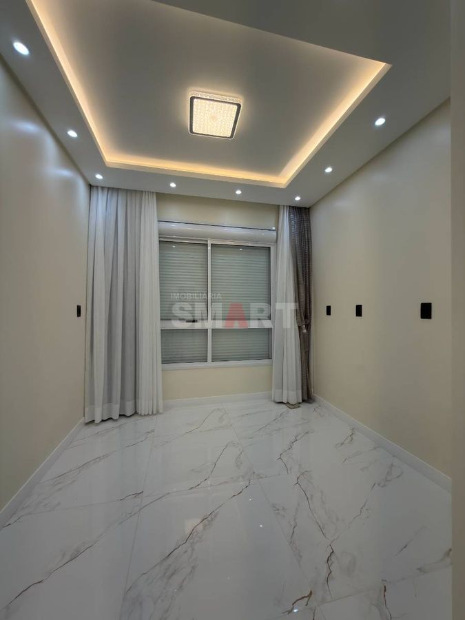 Casa Geminada com 1 Suíte + 2 Quartos + Piscina + Área de Festas Fechada