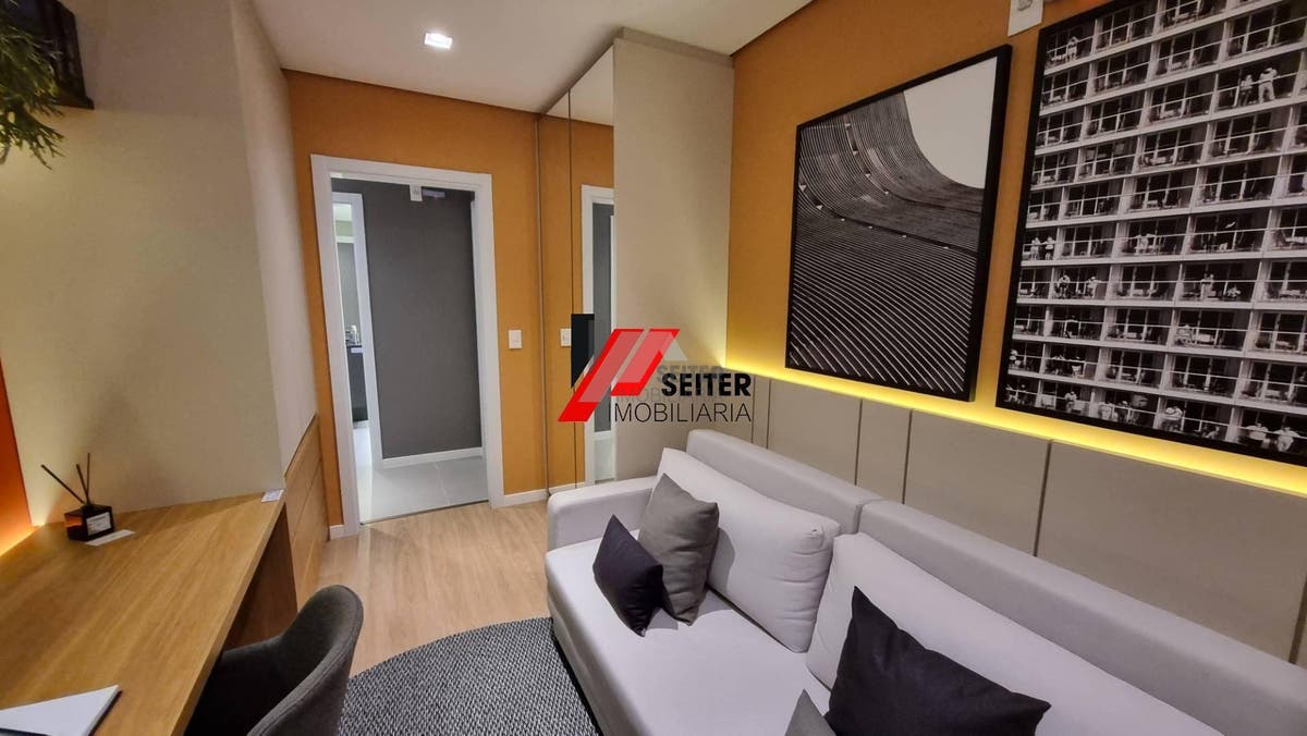 Apartamento a Venda no Bairro Saco Grande em Florianópolis