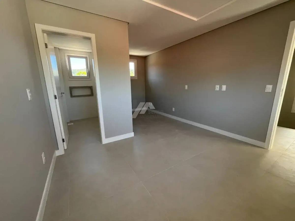 Casa 3 dormitórios para Venda no Córrego Grande Florianópolis