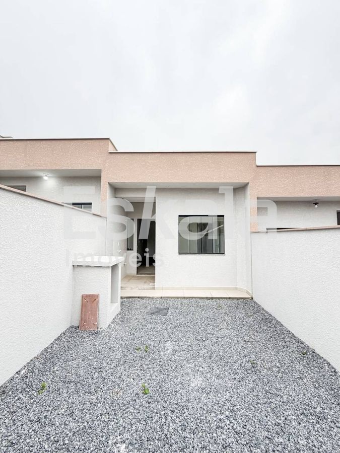 Casa Geminada Com 02 Dormitórios Escolinha - Guaramirim