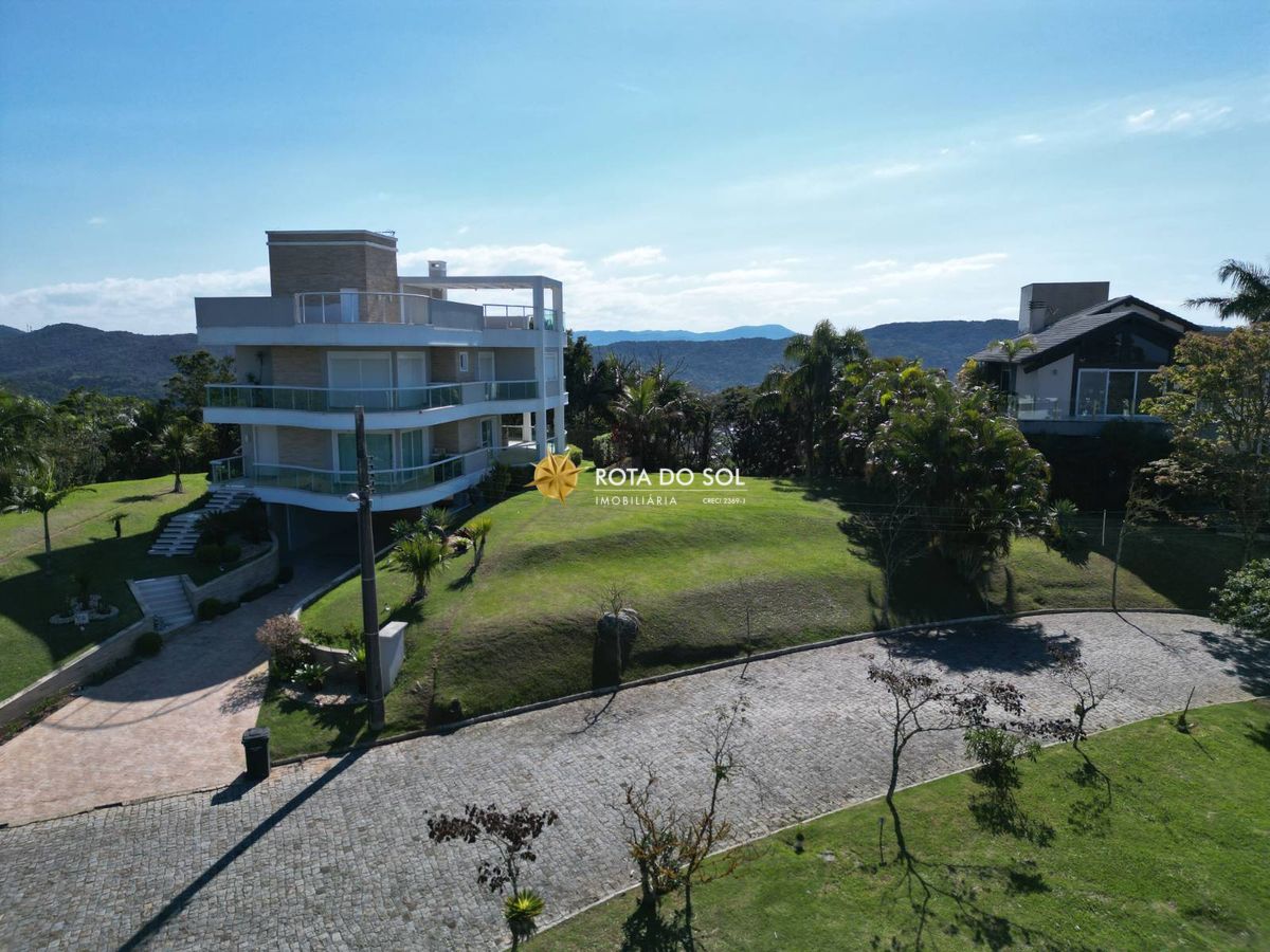 Terreno à Venda Condomínio Panorâmico Bombinhas SC - 1