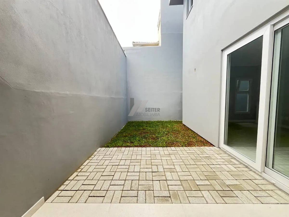 Casa 3 dormitórios para Venda no Córrego Grande Florianópolis