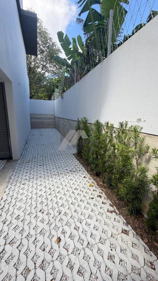 Sobrado moderno de alto padrão