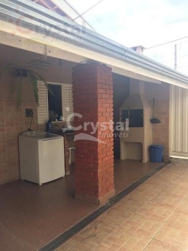 Casa com 5 quartos, Jardim Rino e Rino - Avaré. Foto 2