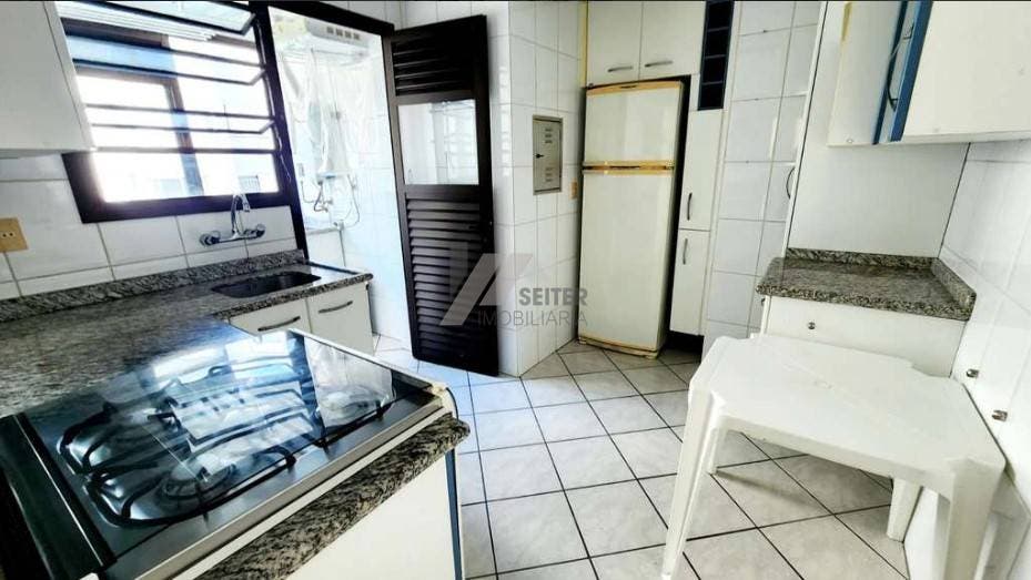 Apartamento para locação 2 quartos no centro 73m²