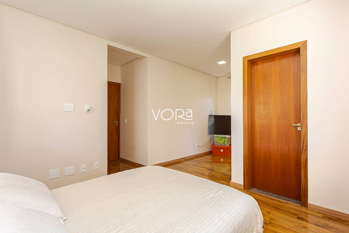 Casa, 3 quartos, 220 m² - Foto 46