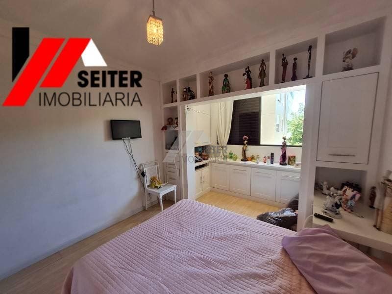 Apartamento de 3 dormitórios a venda Centro de Florianópolis