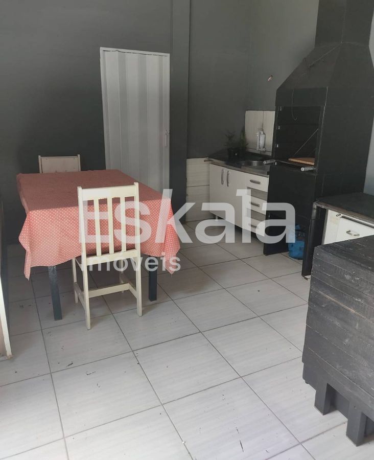 Casa com 04 quartos, sendo 02 suítes tifa martins - jaraguá do sul