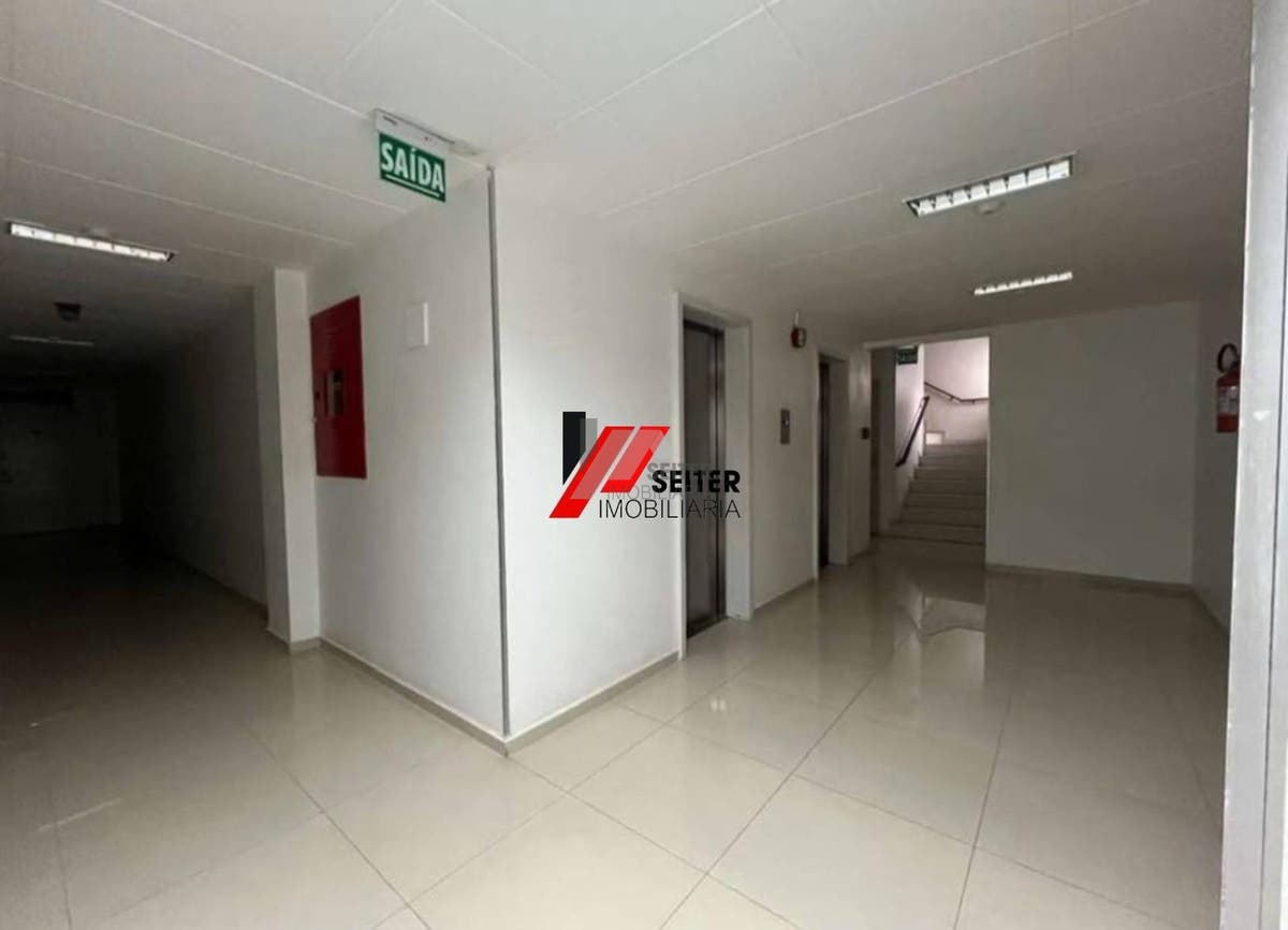 Sala comercial a venda no centro de Florianópolis