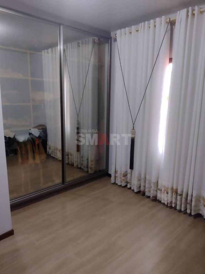 Casa com 3 Quartos Sendo 1 Suite no Bairro Estrada Nova