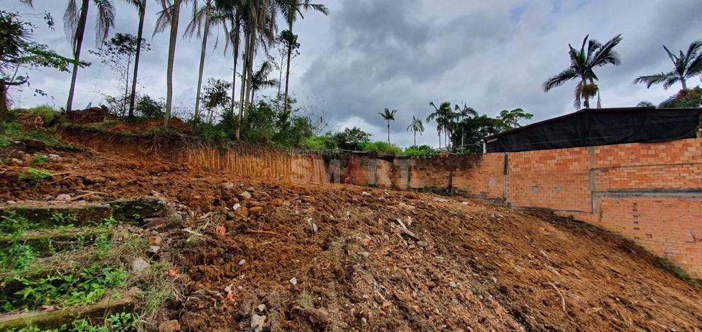 Terreno a Venda no Jaraguá Esquerdo com 660m²