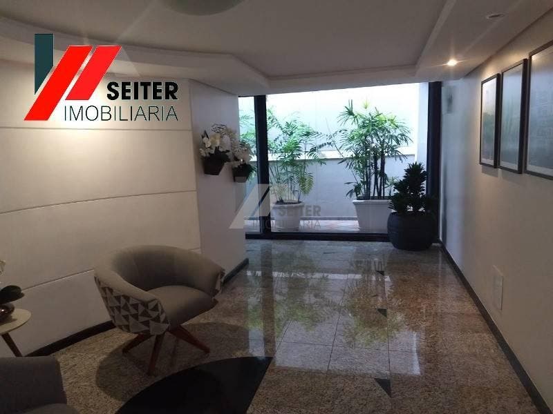 Apartamento de 3 dormitórios a venda Centro de Florianópolis