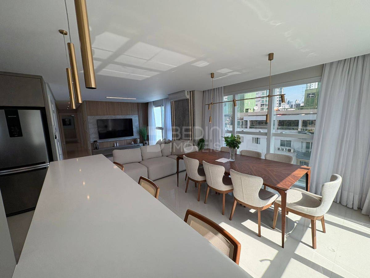 Apartamento de 4 quartos, 140m² no bairro Centro, em Balneário Camboriú | Eu Corretor