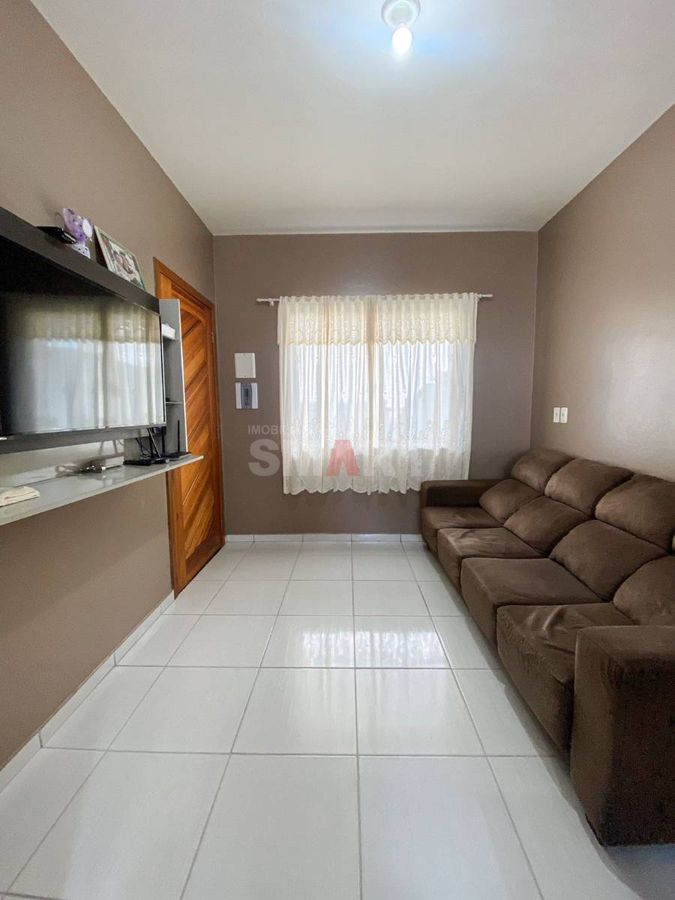 Apartamento Semimobiliado com 2 Quartos no Rau