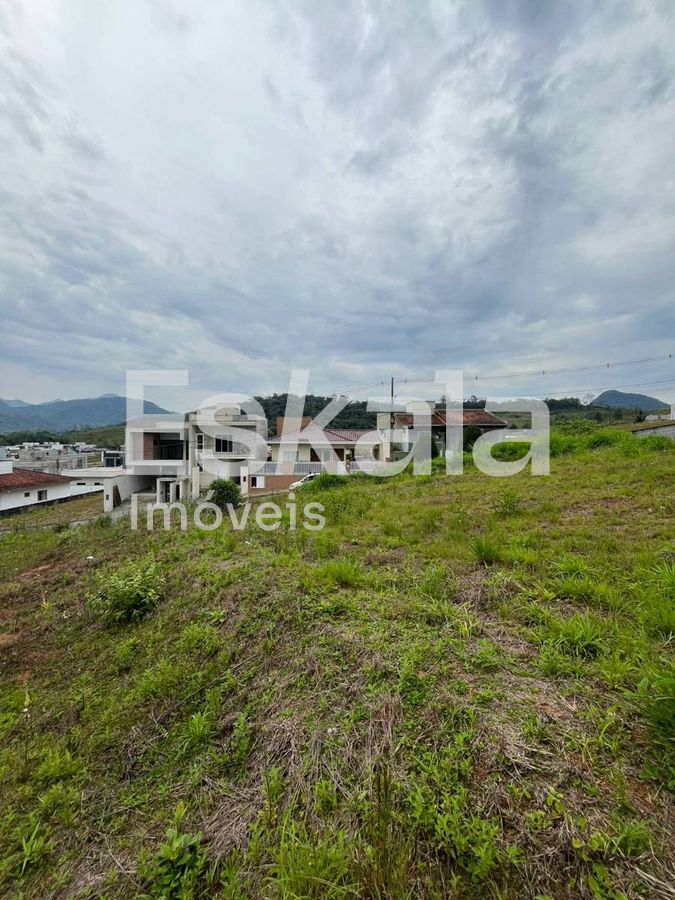 Terreno á venda com 440,83m² Três Rios do Norte, Jaraguá do Sul