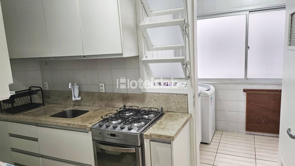 Charmoso apartamento com vista para o mar