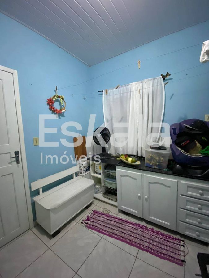 Casa com 03 Quartos e 04 Vagas de Garagem Amizade - Jaraguá do Sul